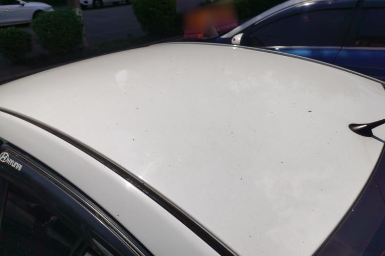 Used Hyundai Verna (older generation) 2014 1.4L Manual Smart GLS Trim Roof