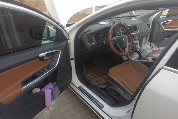 Used Volvo S60 2017 S60L T3 Smart Upgrade Edition
