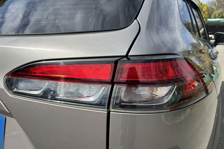 Used Toyota FRONTLANDER 2024 2.0L CVT Luxury Edition
