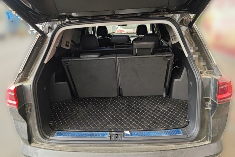 Used Volkswagen Talagon 2023 Facelift 380TSI All-Wheel Drive Luxury Jiajing Pro Version with 7 Seats
