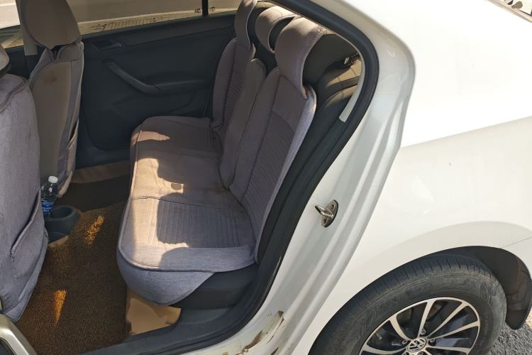 Used Volkswagen Santana 2016 1.4L Manual Fashion Edition
