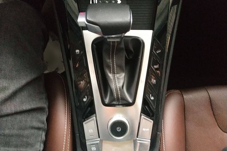 Used TRAUM S70 2018 1.5T Automatic Luxury Sporty 7-Seater