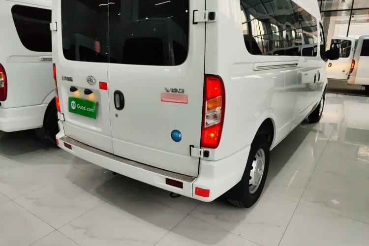 Used SAIC MAXUS Xintu V80 2021 2.0T Manual Classic Aoyuntong Long Wheelbase Mid-Roof 6/7/8/9-Seater
