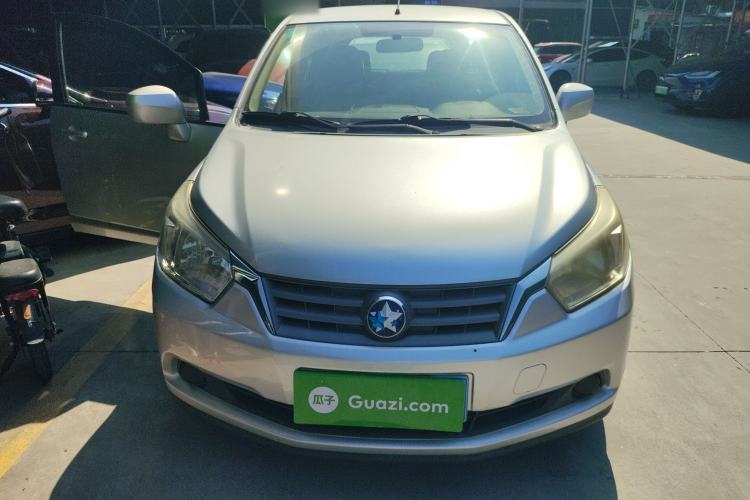 Used Venucia R50 2013 1.6L Manual Fashion Edition
