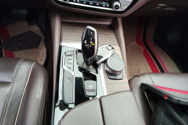 Used BMW 5 Series New Energy 2019 Updated Version 530Le Luxury Package
