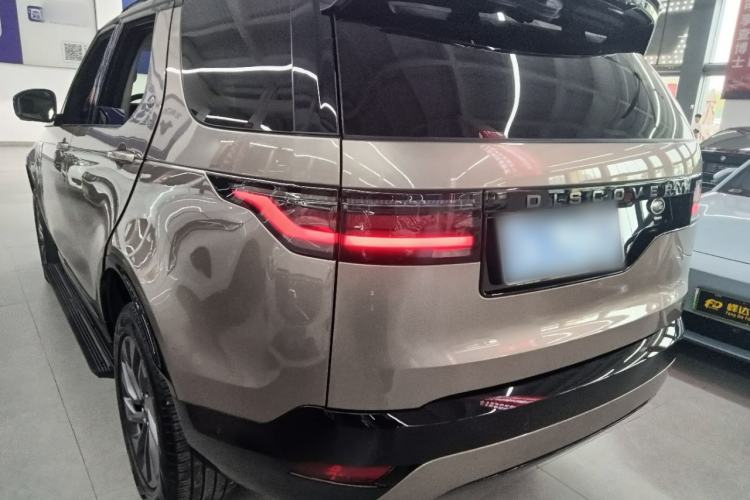 Used Land Rover Discovery 2023 Revised Version 360 PS R-Dynamic S Exterior 2