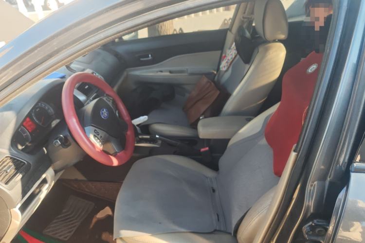 Used Bestune B50 2011 1.6L Automatic Fashion Model