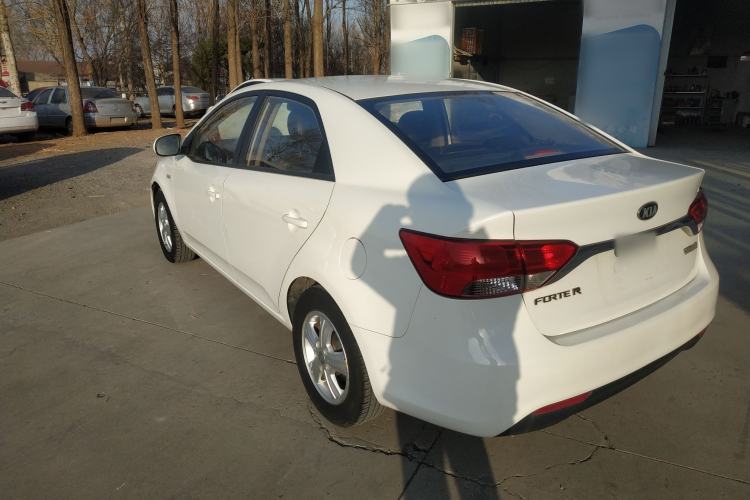 Used Kia Forte 2014 1.6L MT GL
