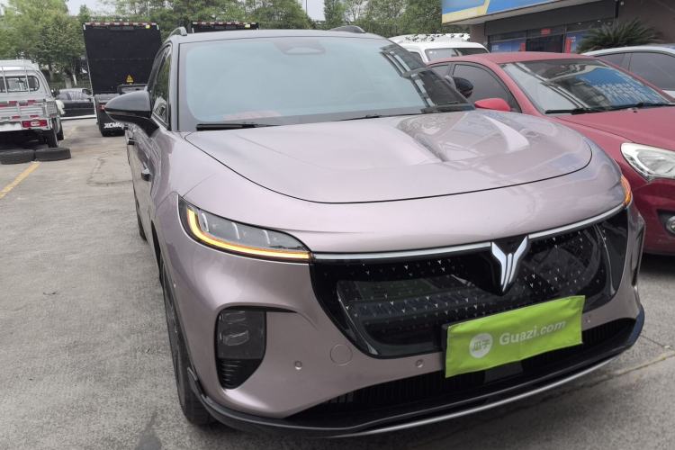 Used VOYAH COURAGE 2024 Four-Wheel Drive Global Edition Front Right 45 Deg