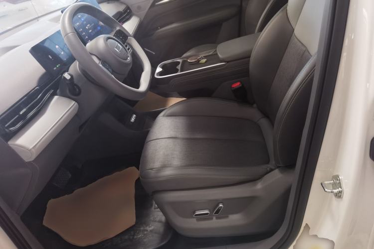 Used Bestune Yueyi 03 2025 565km Premium Edition Left Front Seat