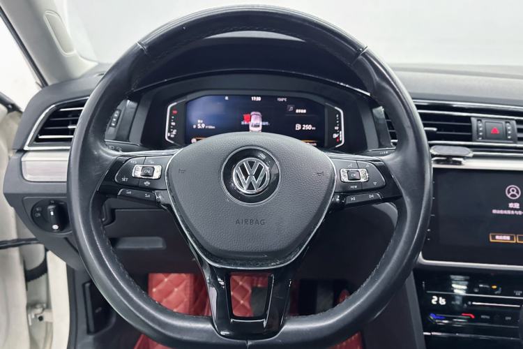 Used Volkswagen Lamando 2021 280TSI DSG Comfort Edition Interior 3