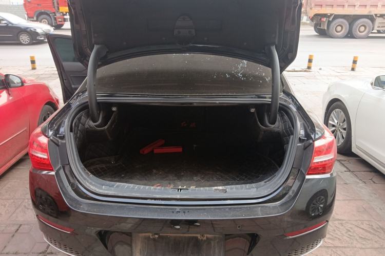 Used Hongqi H5 2020 1.5T DCT Flagship Edition
