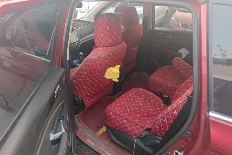 Used CHANGAN OSHAN A800 2017 1.6L Manual Luxury Model
