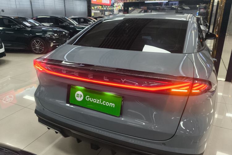 Used Geely Galaxy L6 2024 125km PLUS Dragon Edition
