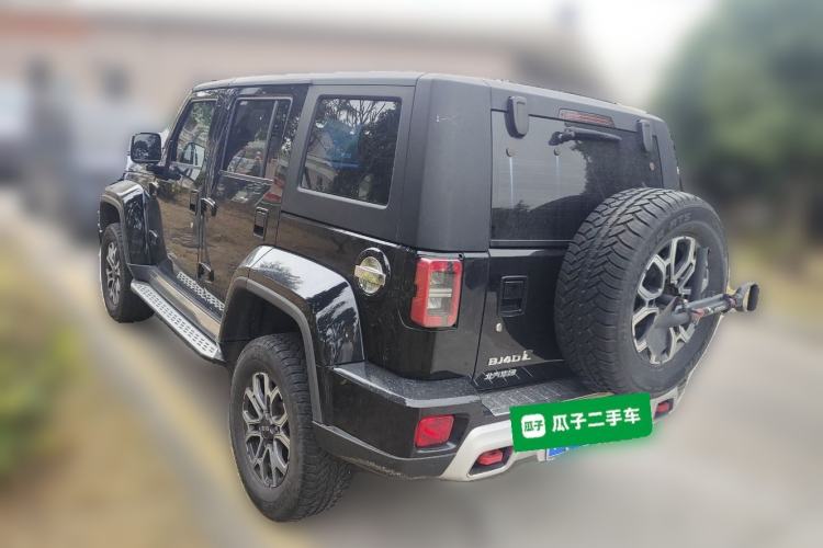 Used BAIC Off-Road BJ40 2023 2.0T Automatic Four-Wheel Drive Urban Hunter Edition Chivalrous Type
