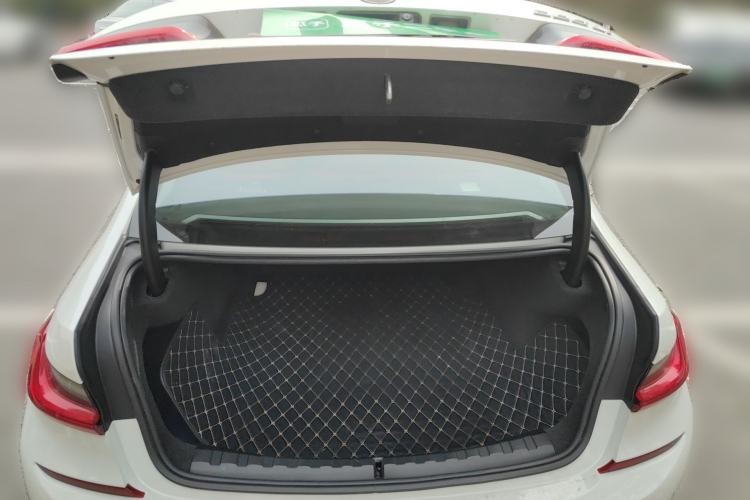 Used BMW 3 Series 2021 Restyled 325Li M Sport Package
