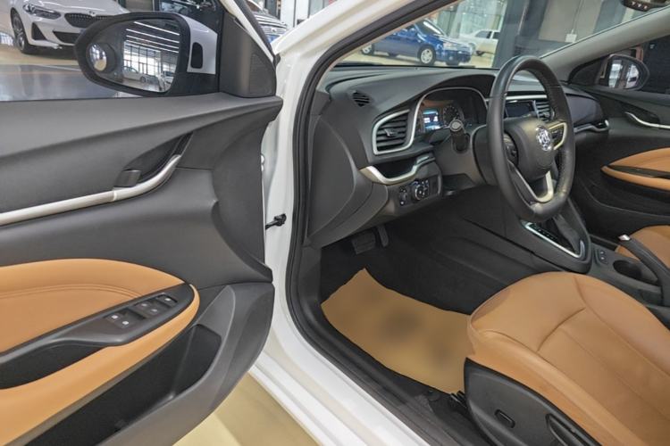 Used Buick GT 2018 18T Automatic Flagship Model
