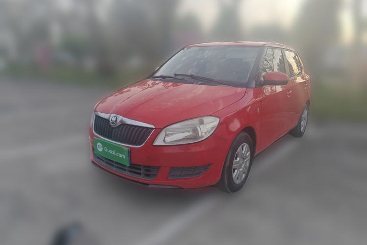 Used Skoda Fabia 2014 1.4L Automatic Crystal Edition