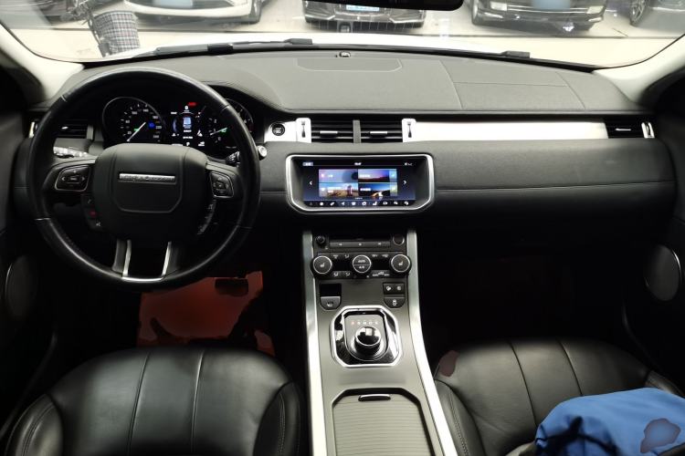 Used Land Rover Range Evoque 2018 240 PS SE Smart Brilliance Edition
