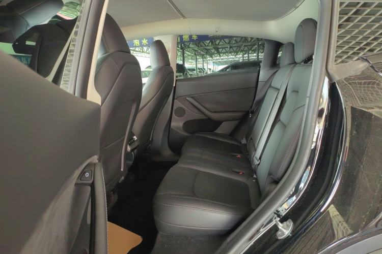 Used Tesla Model Y 2023 Rear-Wheel-Drive Version Left Rear Seat