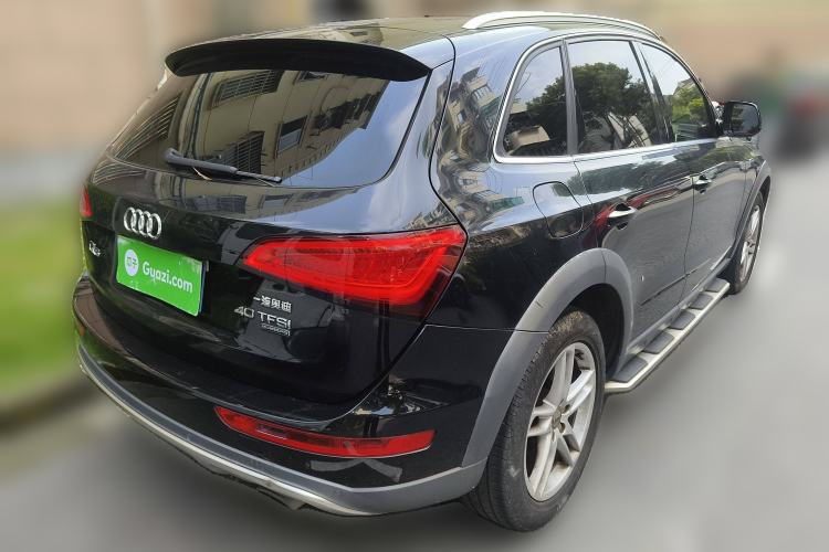Used Audi Q5 2018 Collector's Edition 40 TFSI Technology Model
