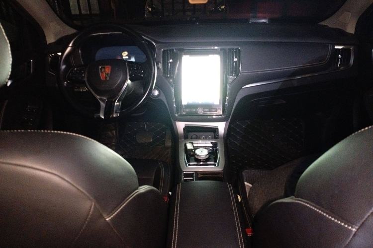 Used Roewe RX5 New Energy 2017 ERX5 EV400 Electric Internet Luxury Edition
