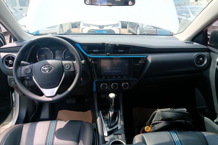 Used Toyota Levin 2018 185T CVT Luxury Edition China V Standard Center Console