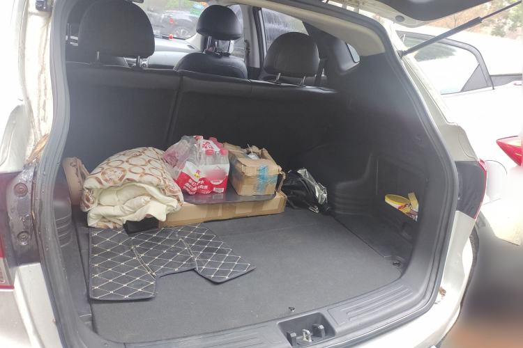 Used Hyundai ix35 2013 2.0L Automatic Two-Wheel Drive Smart GLS China IV Standard
