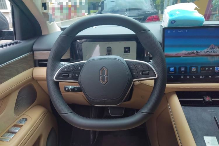 Used Hima AITO M7 2022 1.5T Four-Wheel Drive Luxury Edition Steering Wheel
