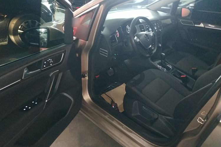 Used Volkswagen Golf Sportsvan 2016 230TSI Automatic Trend Edition