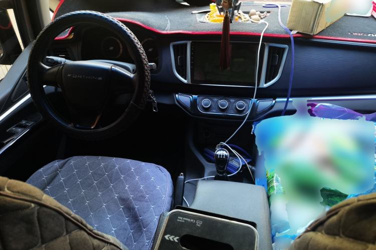 Used FORTHING Lingzhi 2020 M5L 1.6L Base Model 7 Seats