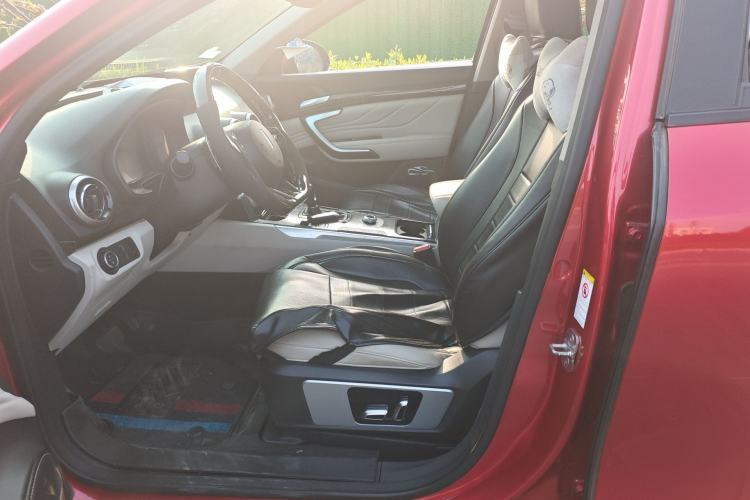 Used Wey VV7 2017 2.0T Ultra-Luxury Version
