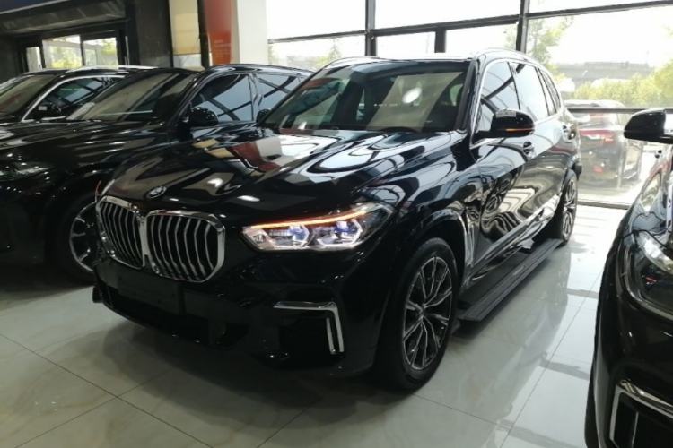 Used BMW X5 2022 Restyled xDrive 30Li Luxury Version M Sport Package