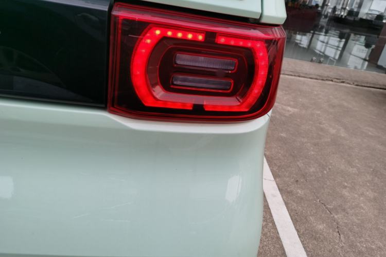 Used Wuling Hongguang MINIEV 2021 Macaron Premium Model – Lithium Iron Phosphate Exterior 3