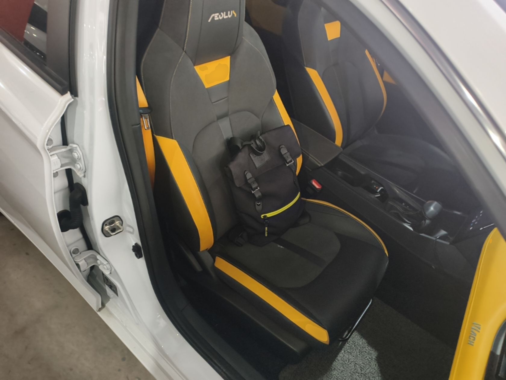 Dongfeng Aeolus Yixuan 2023 Mach Edition 1.5T Automatic Pursuit Rider Version — снимка 19