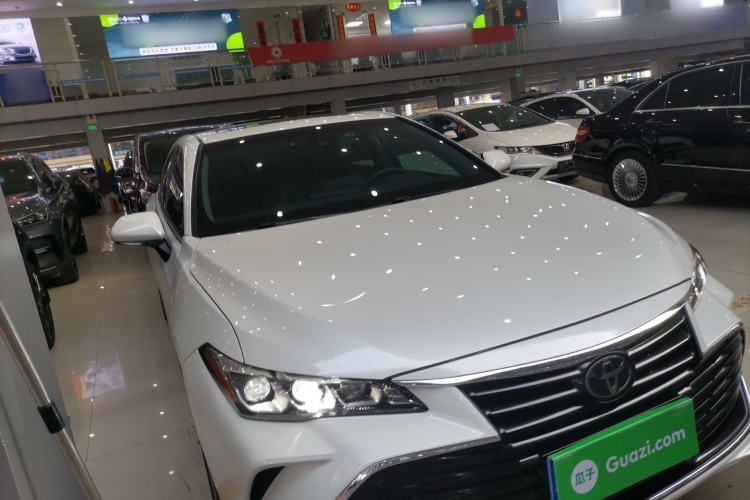 Used Toyota Avalon 2019 2.5L Ambition Version China VI Standard Exterior 1