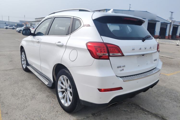 Used Haval H2 2017 Red-Label 1.5T Manual Two-Wheel Drive Luxury Model
