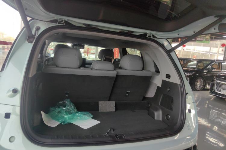 Used Zeekr MIX 2025 Intelligent Driving Version Trunk