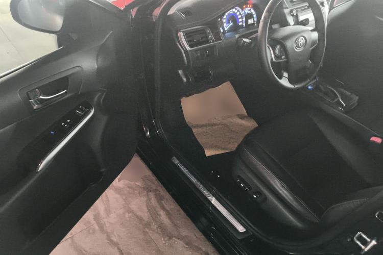 Used Toyota Camry 2016 2.0G 10th Anniversary Leading Edition Driver Seat