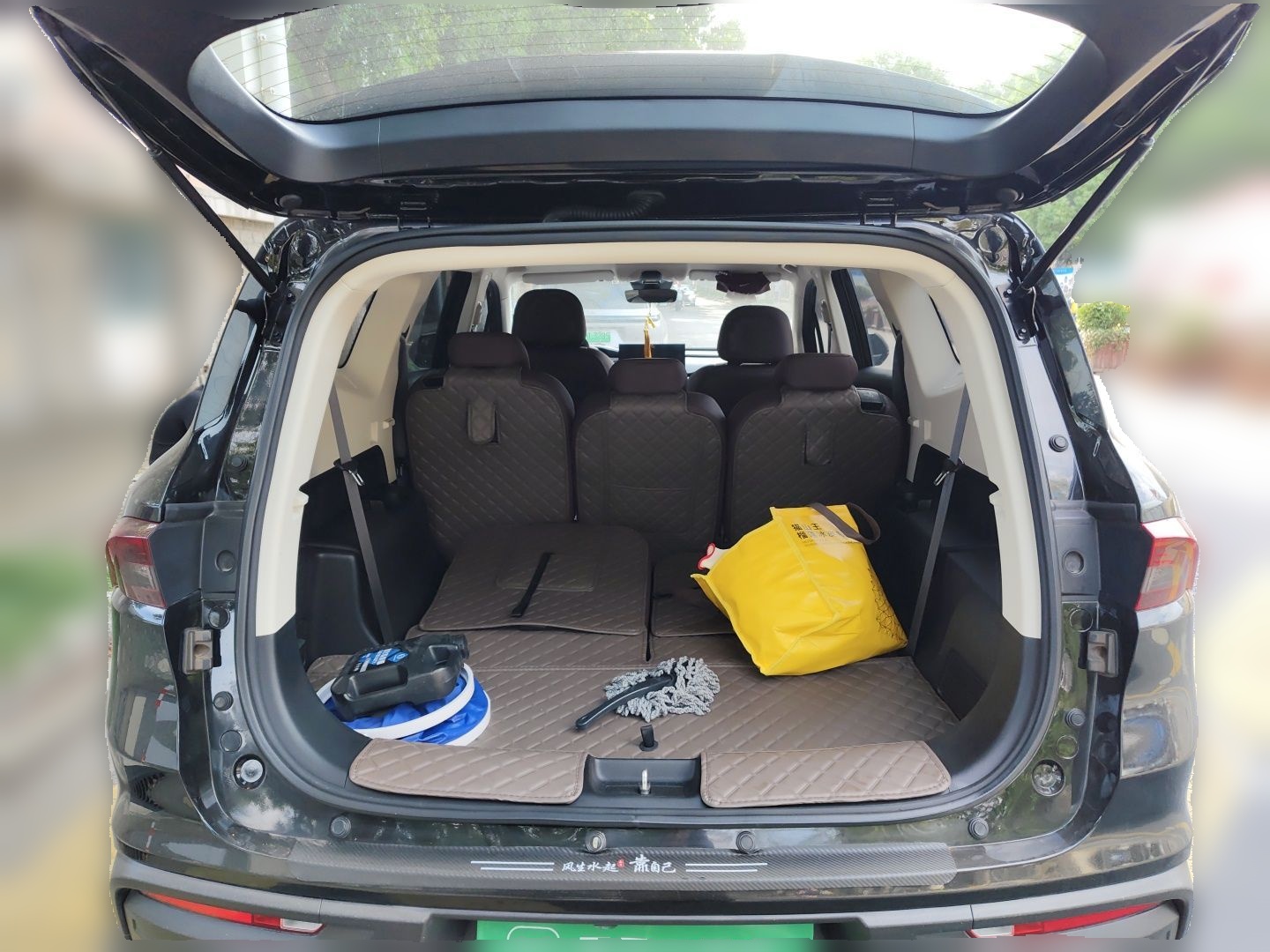 Geely Auto Haoyue 2022 1.8TD DCT Luxury 7-Seater — снимка 19
