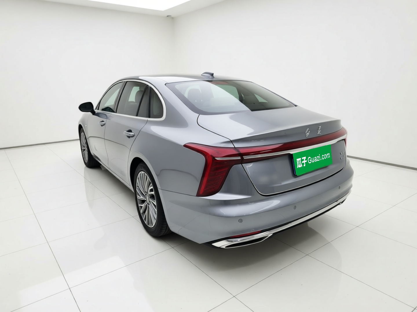 Hongqi H5 2023 2.0T Automatic Smart Connect Flagship Edition - Chinese Trim Chang — снимка 4