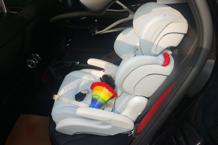 Used Mercedes-Benz GLC AMG 2022 Facelifted AMG GLC 63 4MATIC+ Left Rear Seat