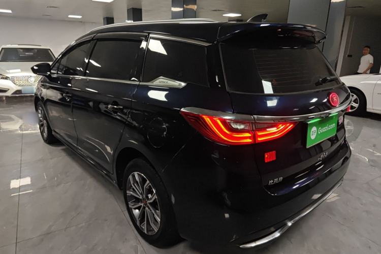 Used BYD Song MAX 2019 1.5T Automatic Smart Connect Ruiyi Sunroof Version 6 Seats China VI Standard