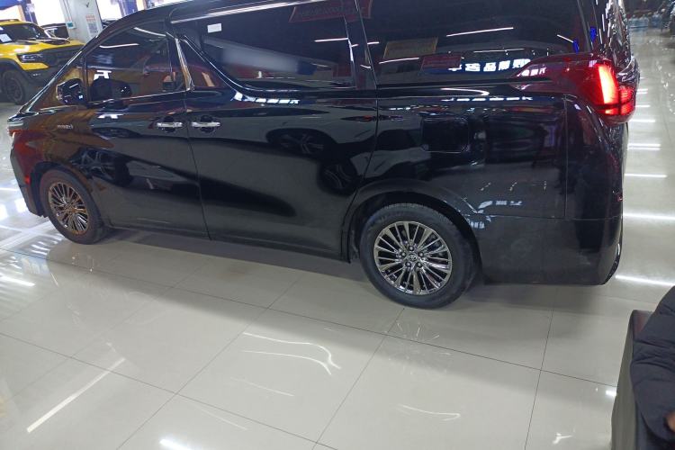 Used Toyota Alphard 2021 Dual-Engine 2.5L Luxury Edition Left Side