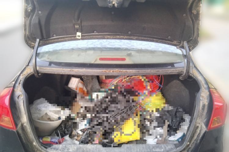 Used Buick Excelle 2015 1.5L Manual Classic Trim Trunk