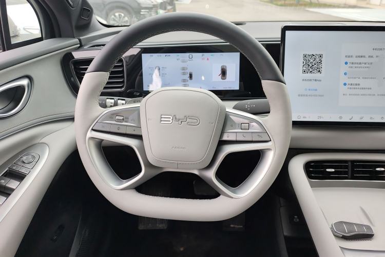 Used BYD Sealion 06 New Energy 2025 Model DM-i 170 Navigation Plus Edition
