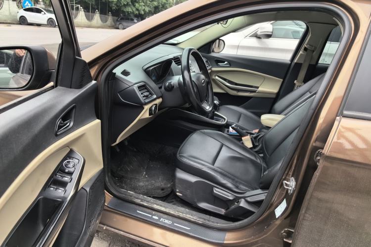 Used Ford Escort 2015 1.5L Manual Comfort Model