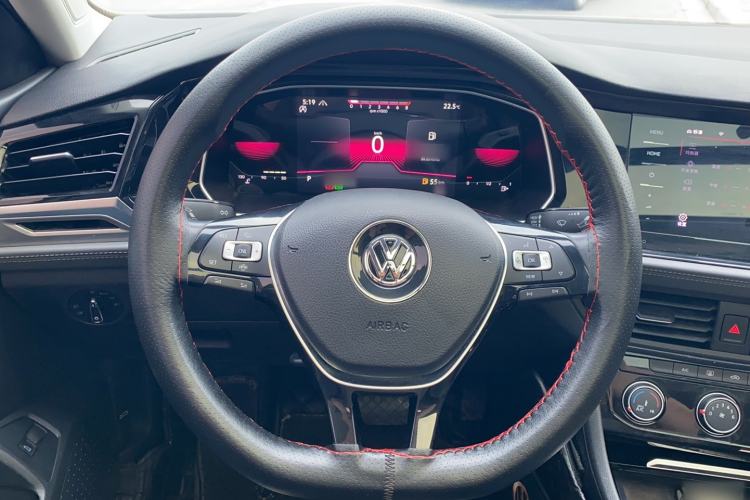 Used Volkswagen Sagitar 2021 280TSI DSG Excellence Edition Steering Wheel