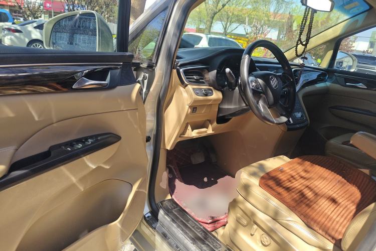 Used Buick GL8 2017 ES 28T Premium Version China V Standard Driver Seat