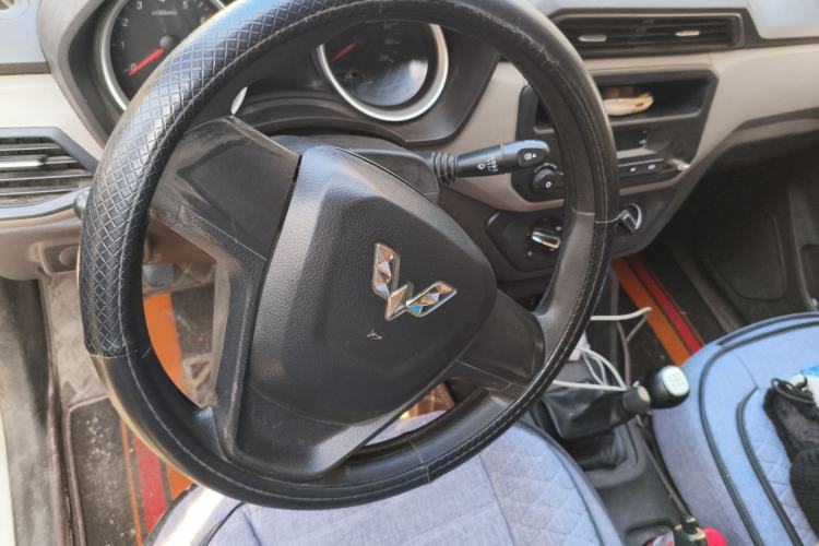 Used Wuling Hongguang 2018 1.5L S Standard Version L2B